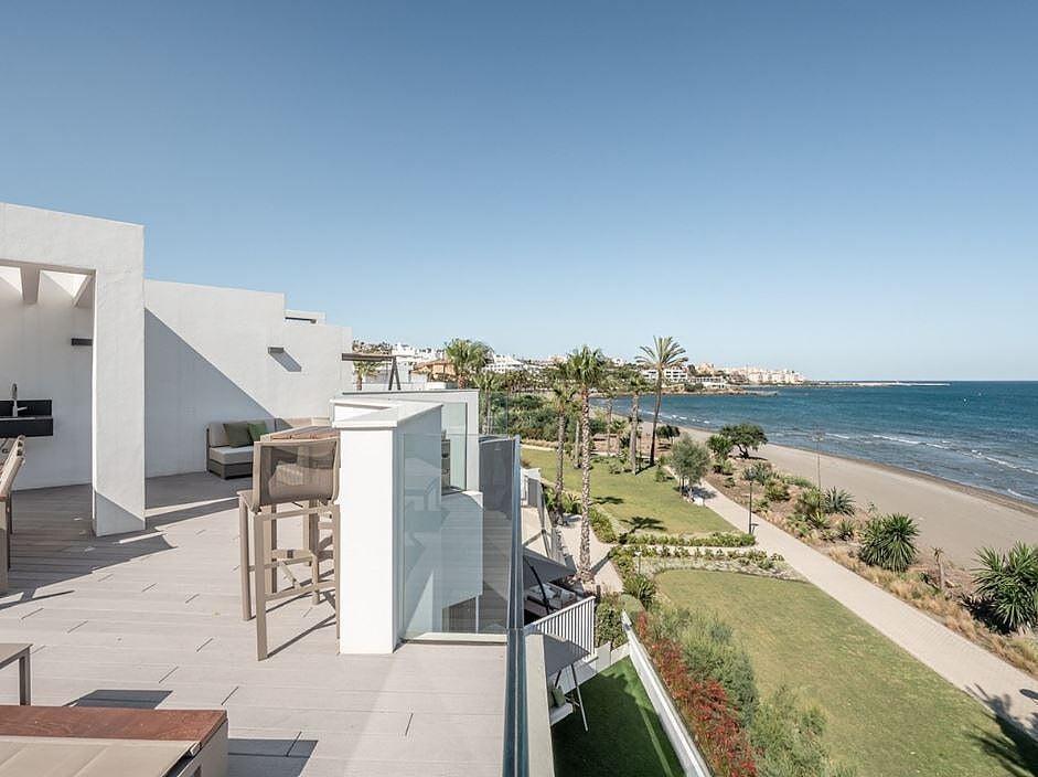 Apartments in La Gaspara, Estepona (AGP-01076) — photograph 2