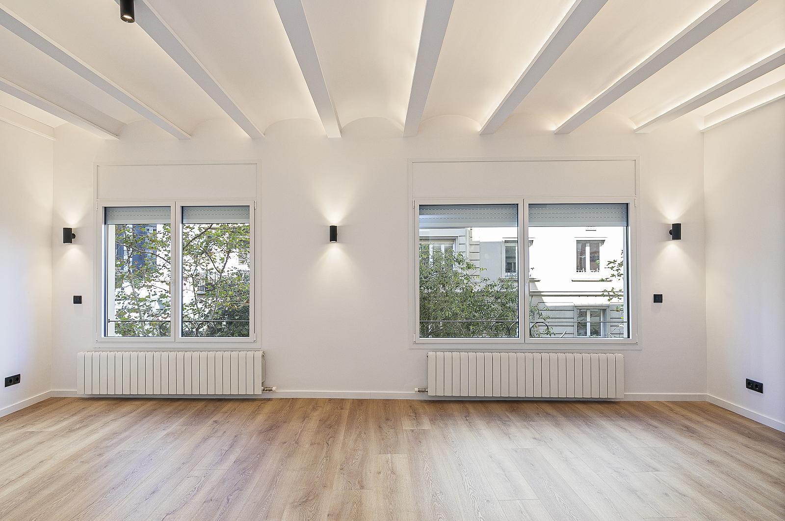 Apartments in L'Eixample, Barcelona (BCN-00035) — photograph 3