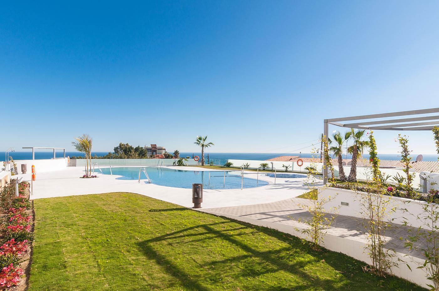 Apartments in Torreblanca, Fuengirola (AGP-00946) — photograph 3