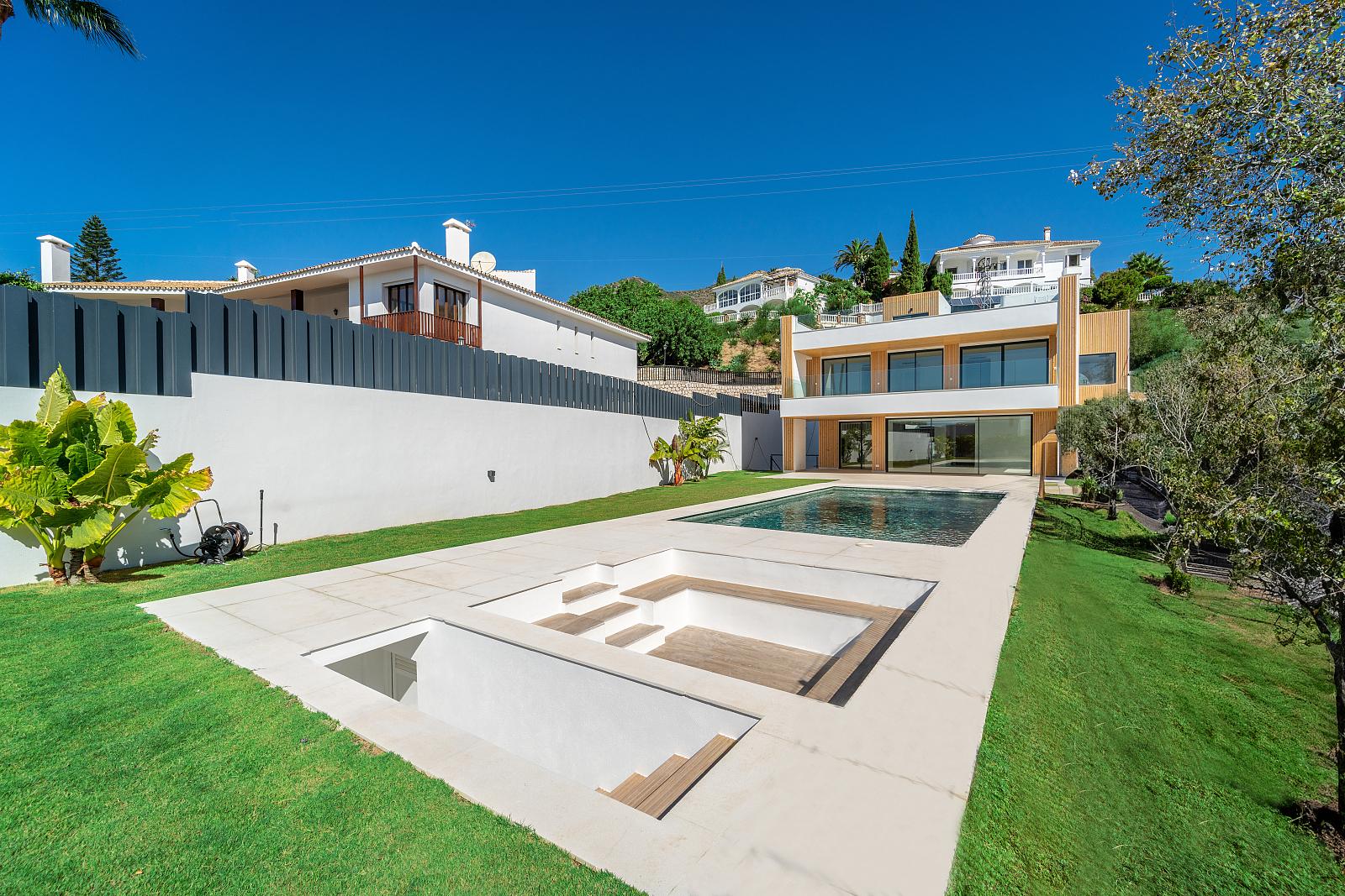 Apartments in La Capellanía, Benalmádena (AGP-01032) — photograph 5