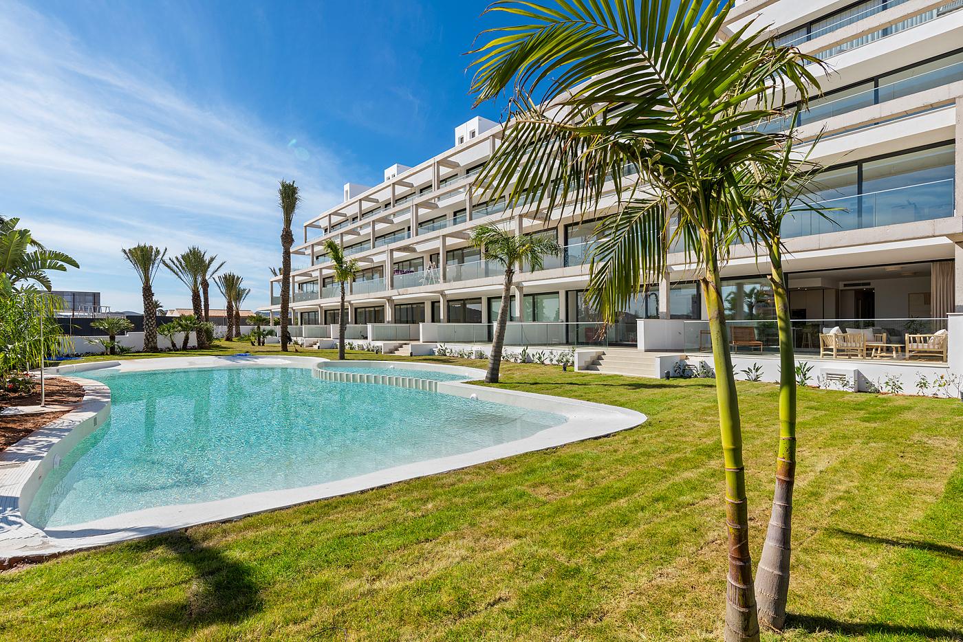 Apartments in La Manga del Mar Menor, Cartagena (RMU-00106) — photograph 2