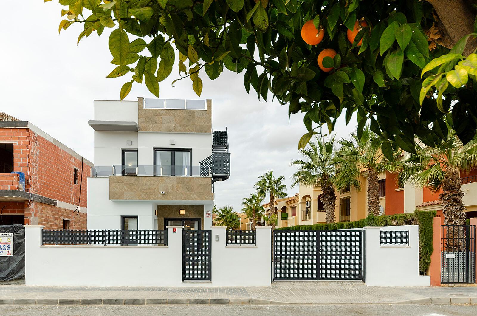 Apartments in Torrevieja Centro, Torrevieja (ALC-00875) — photograph 5
